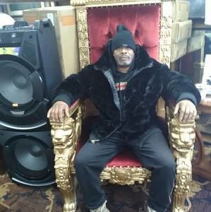 Meet your Posher, Van